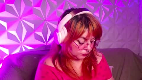 Gina George online show from 17, 9, 2025