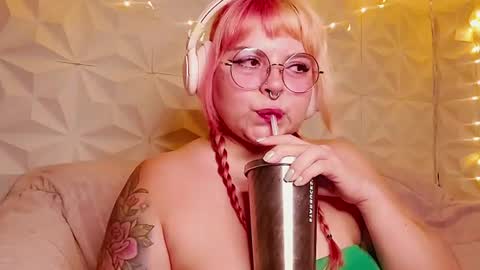 Snapshot of satyn_doll chatting on 12, 7, 2026 Gina George online show from 12, 7, 2026