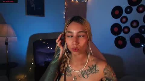 I AM JENN  online show from 21, 2, 2025