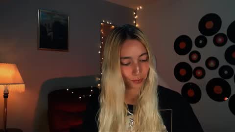 I AM JENN  online show from 23, 2, 2025