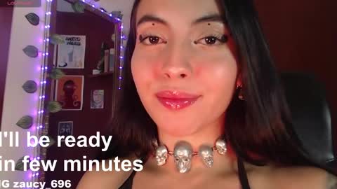 Snapshot of saucy_zaren chatting on 22, 2, 2025 Zaren online show from 22, 2, 2025