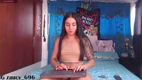 Snapshot of saucy_zaren chatting on 23, 2, 2025 Zaren online show from 23, 2, 2025