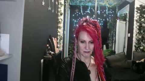 SaucySky online show from 9, 11, 2025