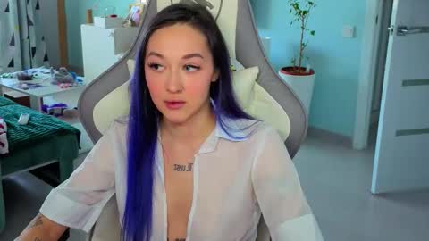 Snapshot of savage_lust_ chatting on 2, 6, 2026 Ariel online show from 2, 6, 2026
