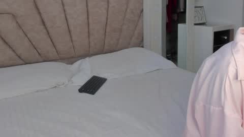 Savannahwildee online show from 4, 5, 2026
