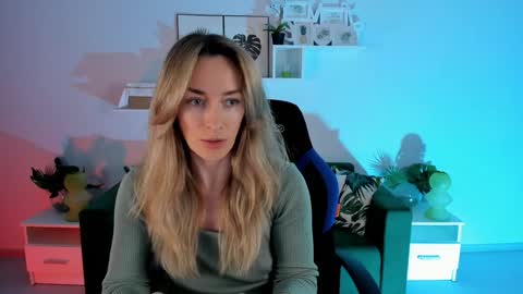 save the qween online show from 2, 2, 2025