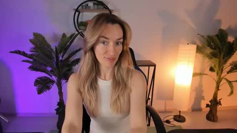 save the qween online show from 17, 2, 2025