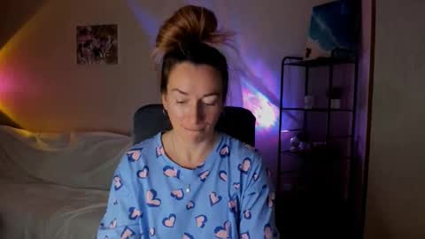 save the qween online show from 24, 11, 2025