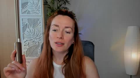 Snapshot of save_the_qween chatting on 31, 3, 2026 save the qween online show from 31, 3, 2026