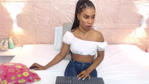savory_pussy18 online show from 27, 2, 2025