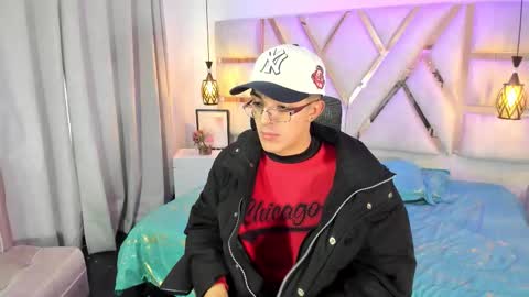 Sayron online show from 1, 12, 2025