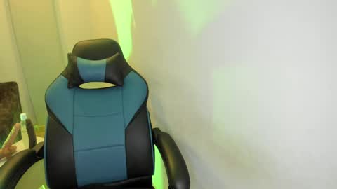 scarbadgirl_ online show from 30, 3, 2026