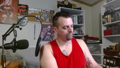 Snapshot of scarecrow2wm chatting on 26, 10, 2025 Kent Clark online show from 26, 10, 2025