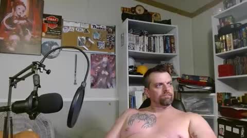 Snapshot of scarecrow2wm chatting on 10, 11, 2025 Kent Clark online show from 10, 11, 2025