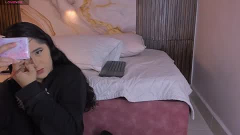 scarlet__rose_ online show from 27, 6, 2026
