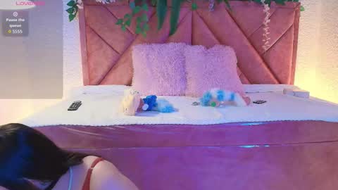 Scarlet  online show from 14, 9, 2025