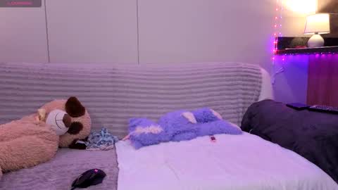 Scarlet Carnal -  online show from 20, 12, 2025