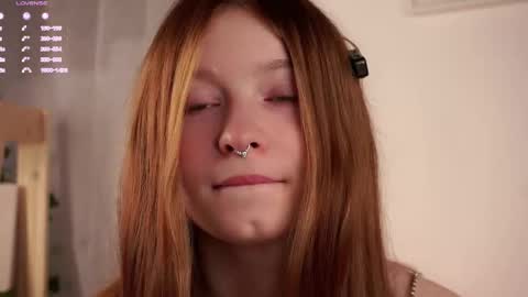 Snapshot of scarlet_fever10 chatting on 20, 10, 2025 scarlet_fever10 online show from 20, 10, 2025