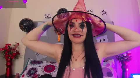 scarlet_hit online show from 2, 11, 2025