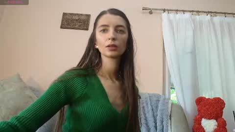 Snapshot of scarlet_rosse chatting on 9, 7, 2026 Scarlet online show from 9, 7, 2026