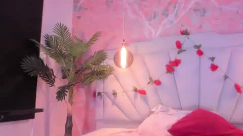 Snapshot of scarletdavis_ chatting on 9, 7, 2026 Scarlet Dayana online show from 9, 7, 2026