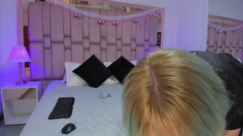 Scarlet online show from 13, 12, 2025