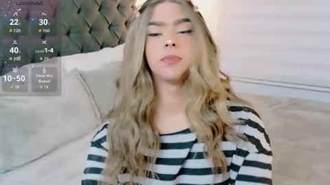 scarleth_sweety online show from 15, 11, 2025