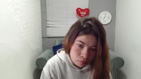 Snapshot of scarlethsexy69 chatting on 26, 9, 2025 scarlethsexy69 online show from 26, 9, 2025