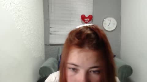 Snapshot of scarlethsexy69 chatting on 3, 10, 2025 scarlethsexy69 online show from 3, 10, 2025