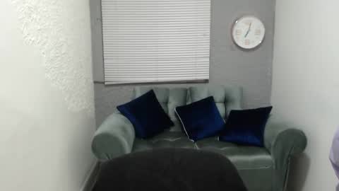 Snapshot of scarlethsexy69 chatting on 18, 11, 2025 scarlethsexy69 online show from 18, 11, 2025