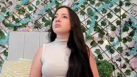 scarlet  online show from 20, 10, 2025