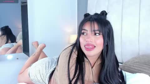 Scarlet online show from 11, 11, 2025