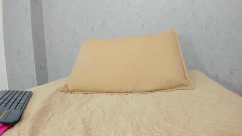 Scarlett 3 online show from 7, 1, 2026