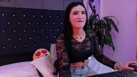 Snapshot of scarlett__durand chatting on 16, 9, 2025 scarlett__durand online show from 16, 9, 2025