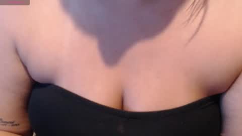 Scarlett Anaiz online show from 28, 10, 2025