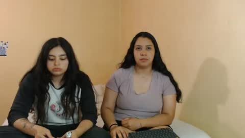 Scarlett and Jazmin online show from 31, 7, 2026