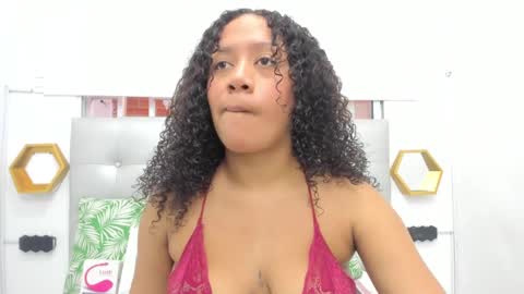 scarlett_fox20 online show from 8, 3, 2025