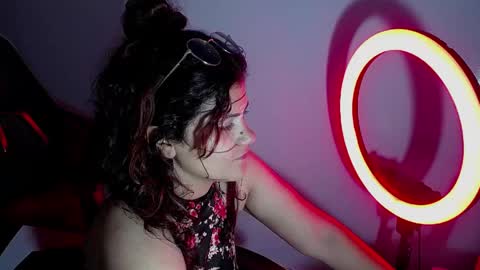 scarlett_jhonson_ch online show from 29, 4, 2026