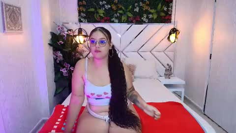 scarlett montoya  online show from 17, 10, 2025