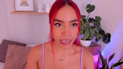 Scarlett Morgan online show from 5, 2, 2025