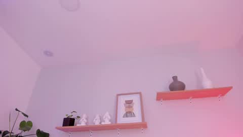 Scarlett Morgan online show from 27, 2, 2025