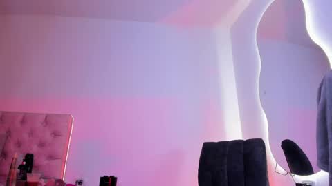 Scarlett online show from 12, 5, 2026