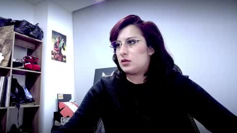 Snapshot of scarlett_sen chatting on 18, 4, 2026 Mistress Scarlett online show from 18, 4, 2026