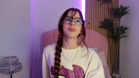 scarlett smith 3 online show from 16, 12, 2025