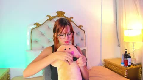 Snapshot of scarlett_smith_3 chatting on 6, 6, 2026 scarlett smith 3 online show from 6, 6, 2026