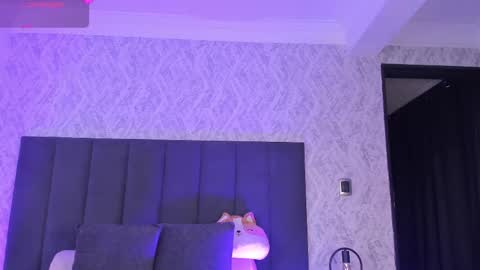 Scarlett online show from 9, 9, 2025