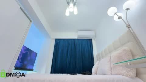 ScarlettAndTom online show from 11, 2, 2025