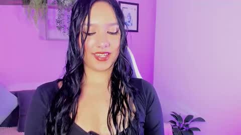 Snapshot of scarlettblake_ chatting on 21, 10, 2025 scarlettblake online show from 21, 10, 2025