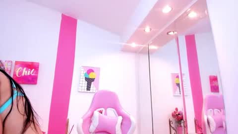 Scarlette  online show from 14, 2, 2025