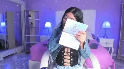 Scarlette  online show from 26, 9, 2025